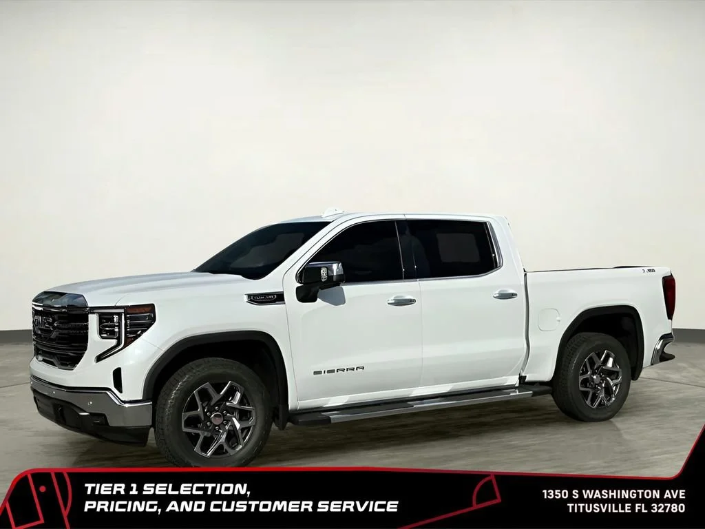 New 2026 Glacier White Tricoat GMC SLT image 3