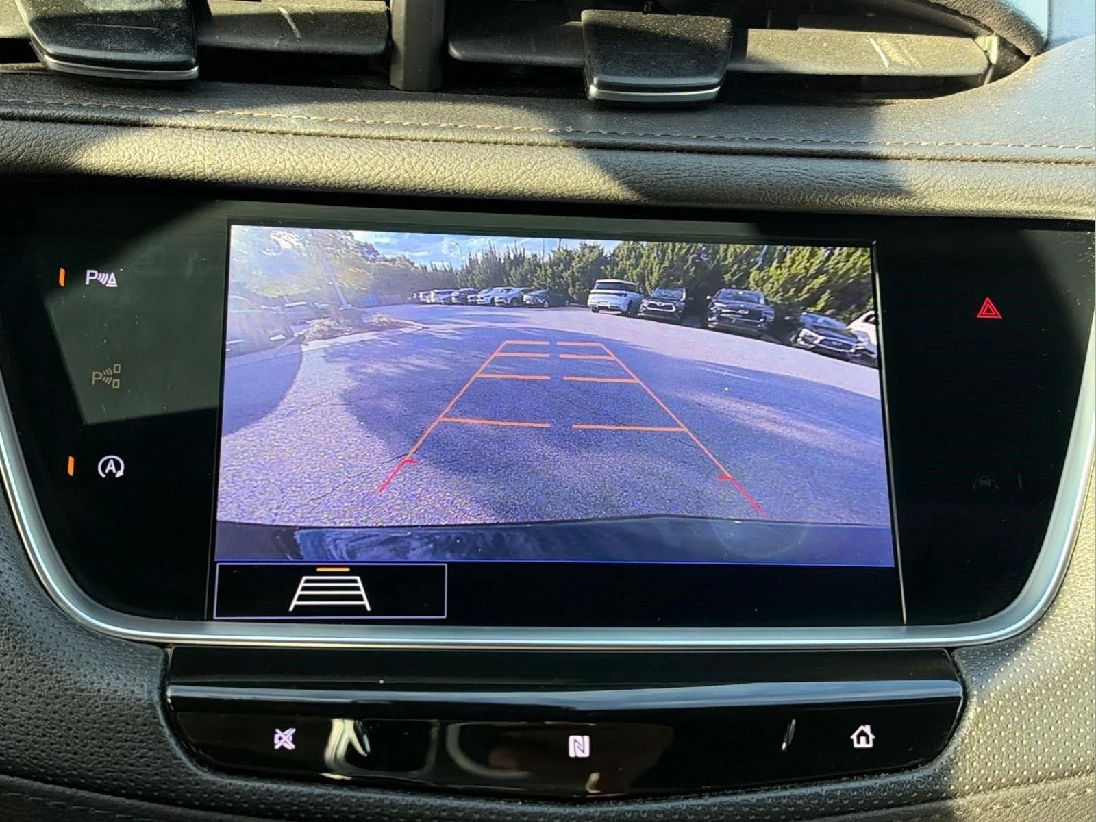 Used 2020 Stellar Black Metallic Cadillac Premium Luxury AWD image 29