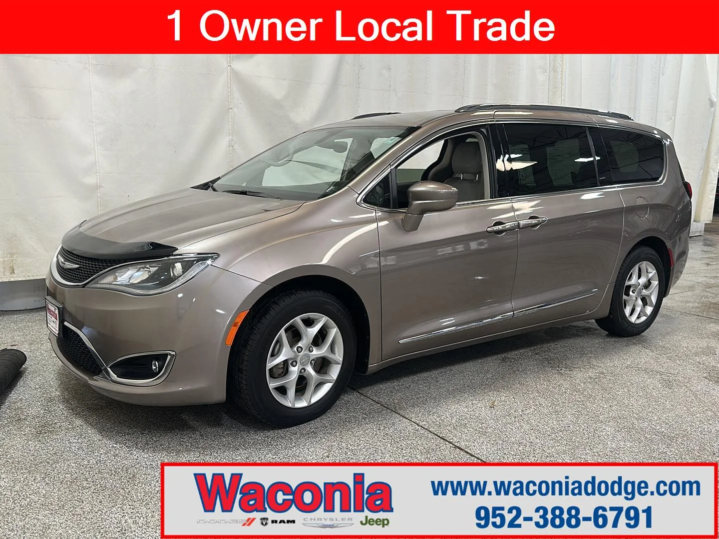 2018 Chrysler Pacifica Touring L Plus's photo