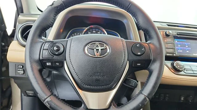 Used 2014 Brown Toyota Limited image 21