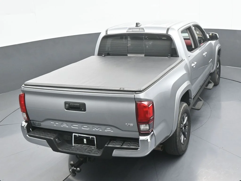 Used 2023 Lunar Rock Toyota SR5 image 46