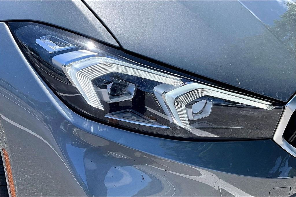 2026 BMW 3 Series 330i - Photo 31