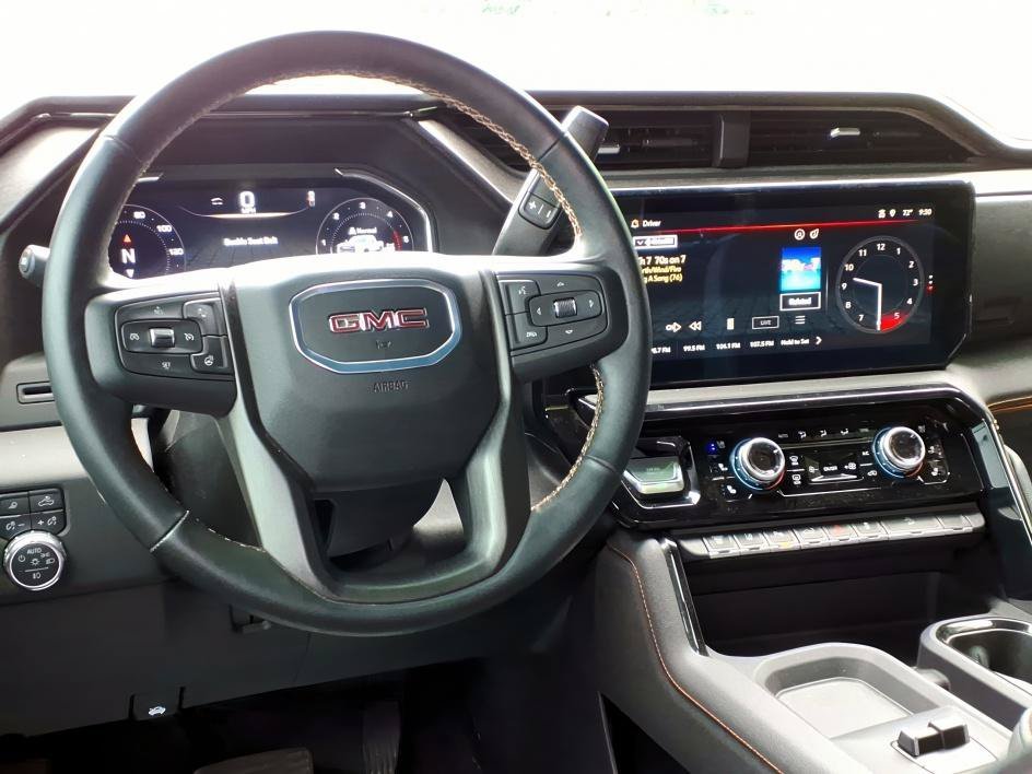 Used 2025 Summit White GMC AT4 image 12