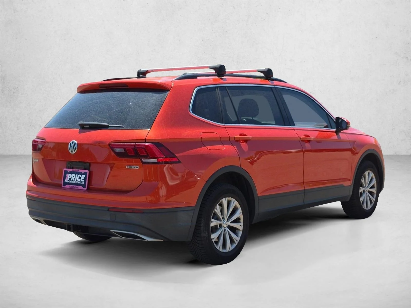 Used 2019 Habanero Orange Metallic Volkswagen SE image 5