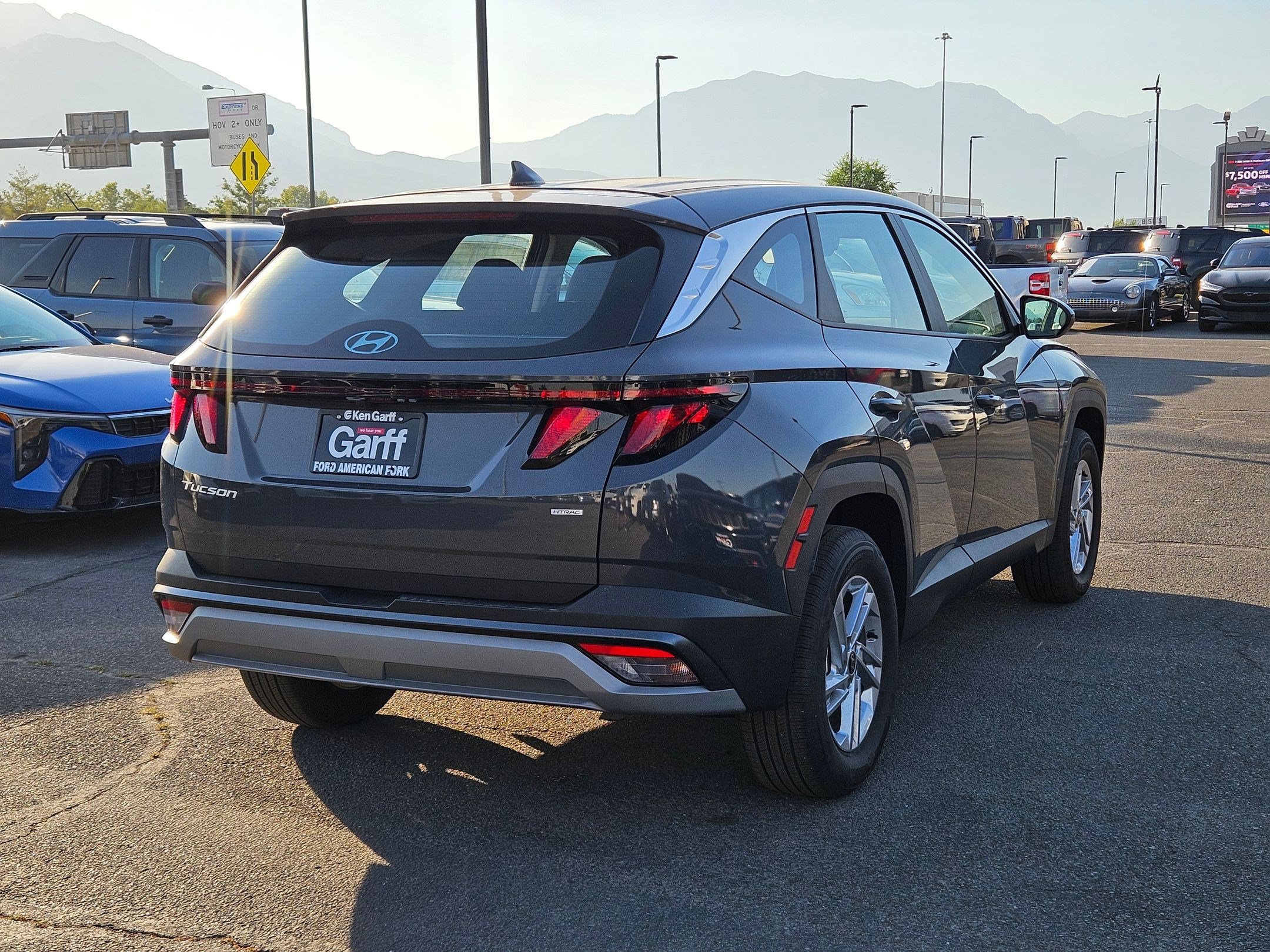 Certified Used 2025 Gray Hyundai SE image 3