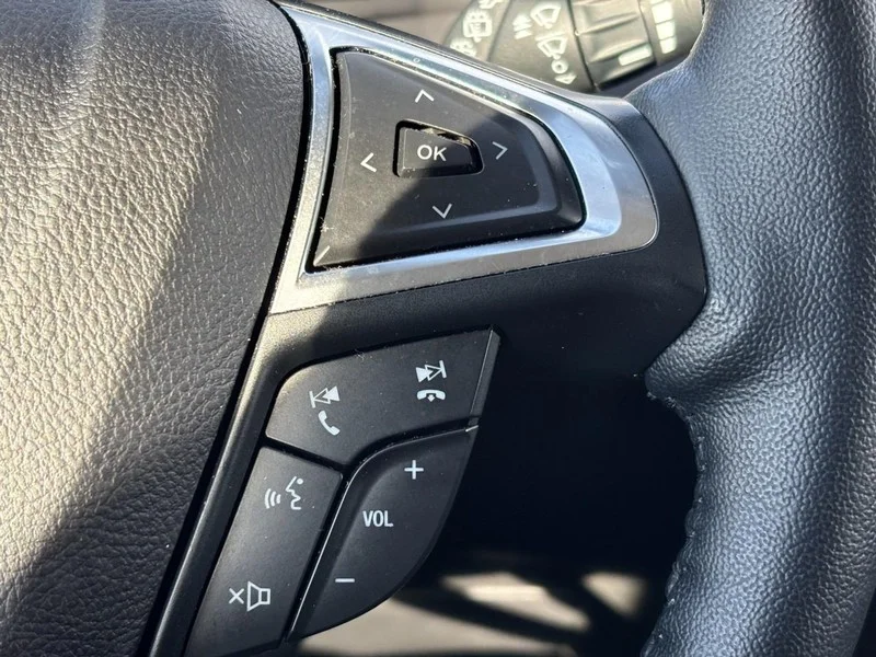 Used 2024 Black Ford SEL image 21