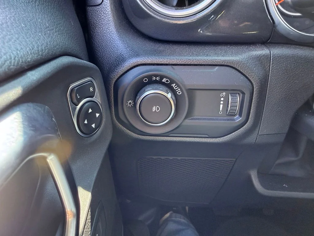 Used 2023 Black Jeep Rubicon 392 image 54