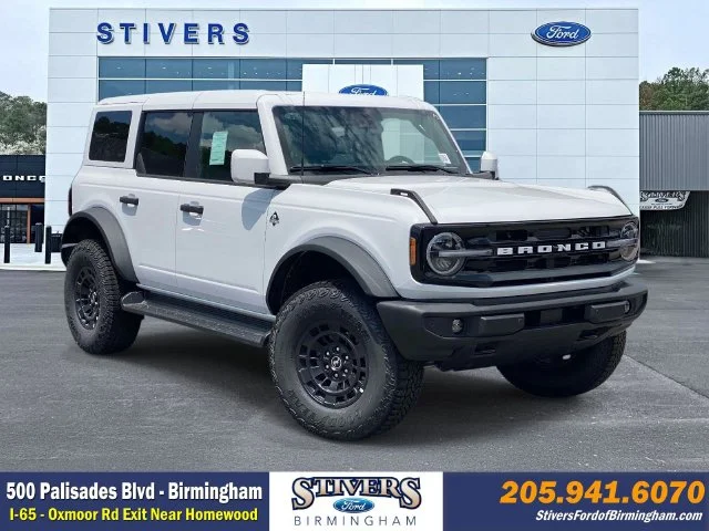 New 2026 White Ford Outer Banks image 1