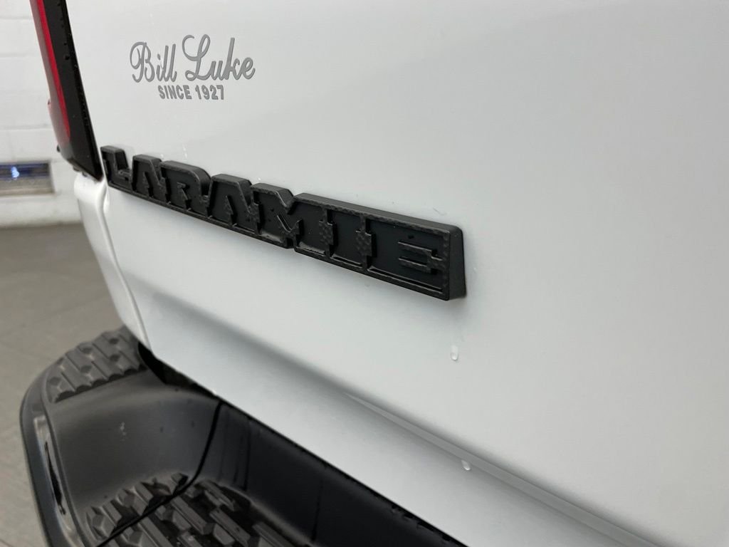 New 2026 Bright White Clear-Coat Exterior Paint RAM Laramie America 250 image 8
