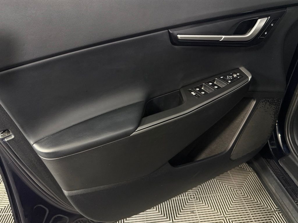 Used 2024 Blue Kia Light image 25