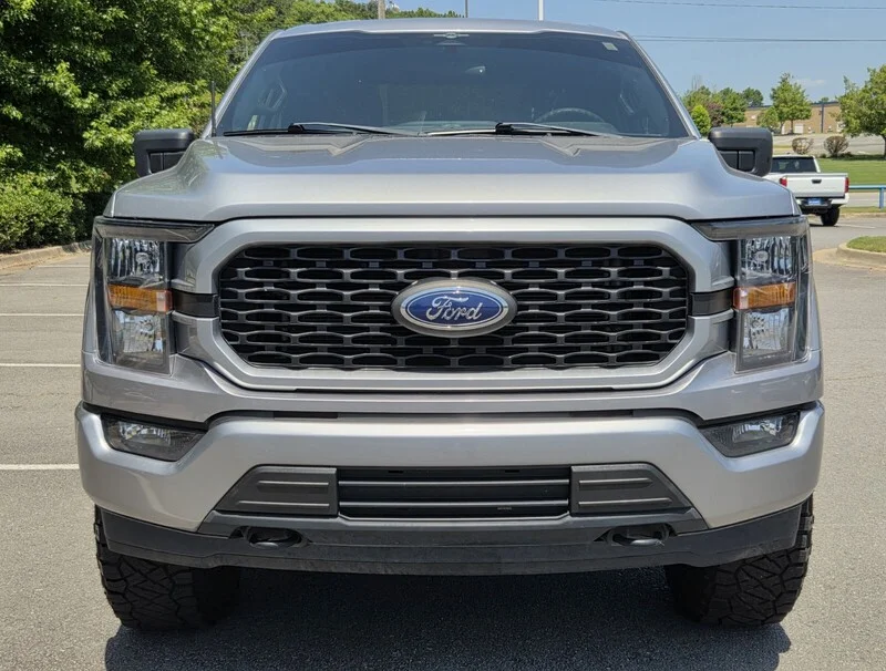 Used 2023 SILVER FORD XL image 5