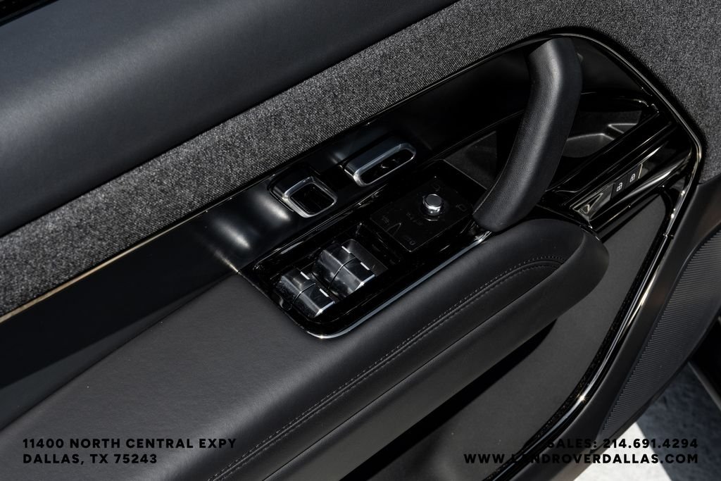Certified Used 2025 Santorini Black Metallic Land Rover SE image 48
