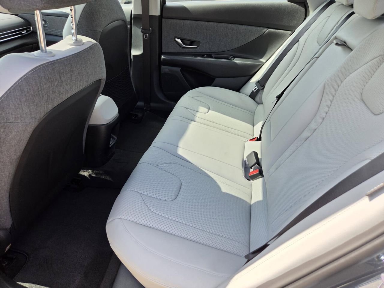 New 2026 Ecotronic Gray Hyundai Limited image 10