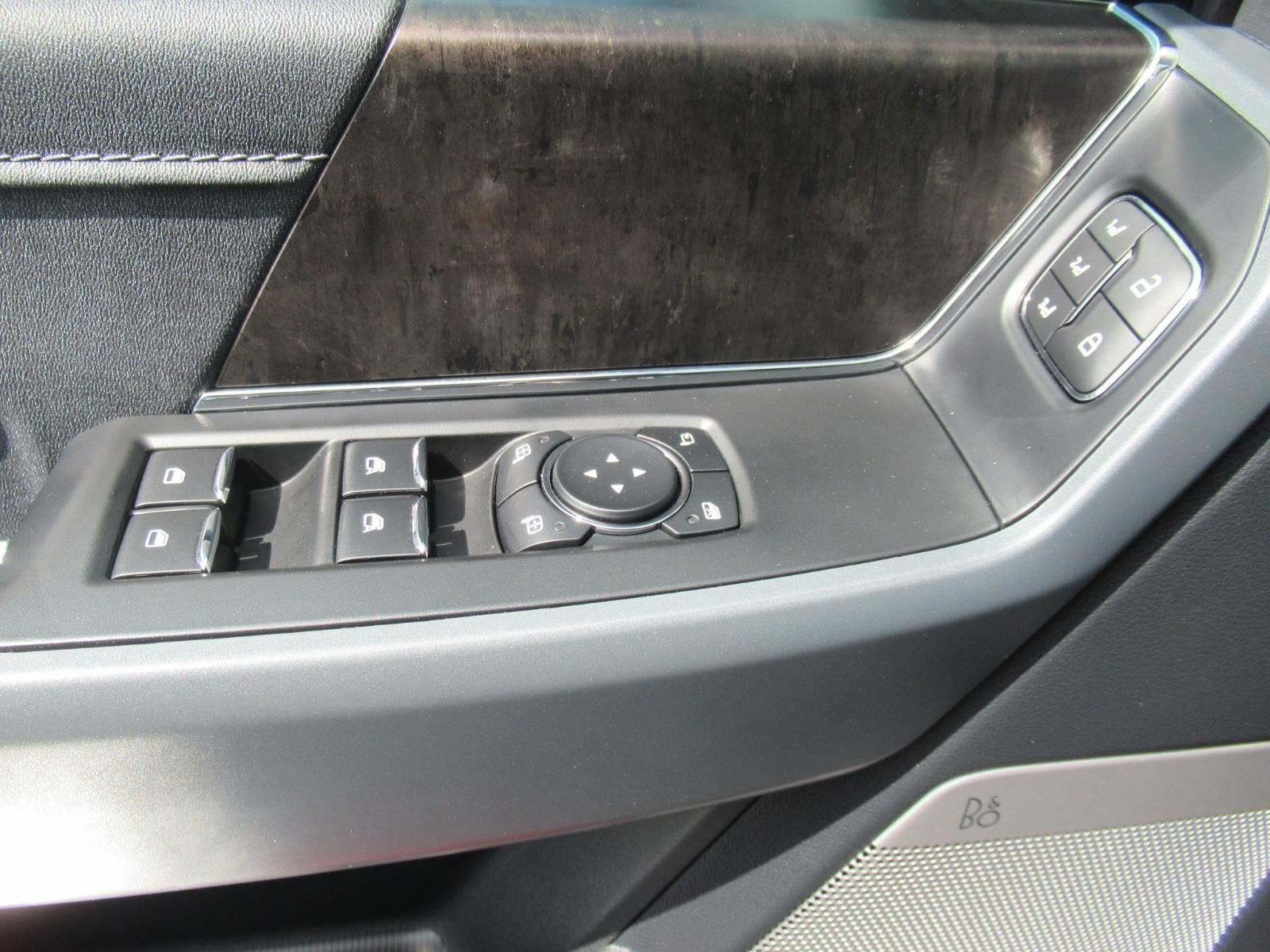 Used 2023 Red Ford Lariat image 20