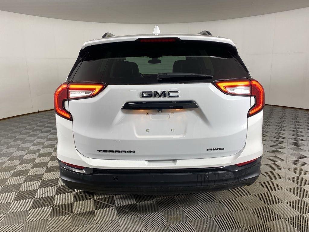 Used 2022 Summit White GMC SLT image 9