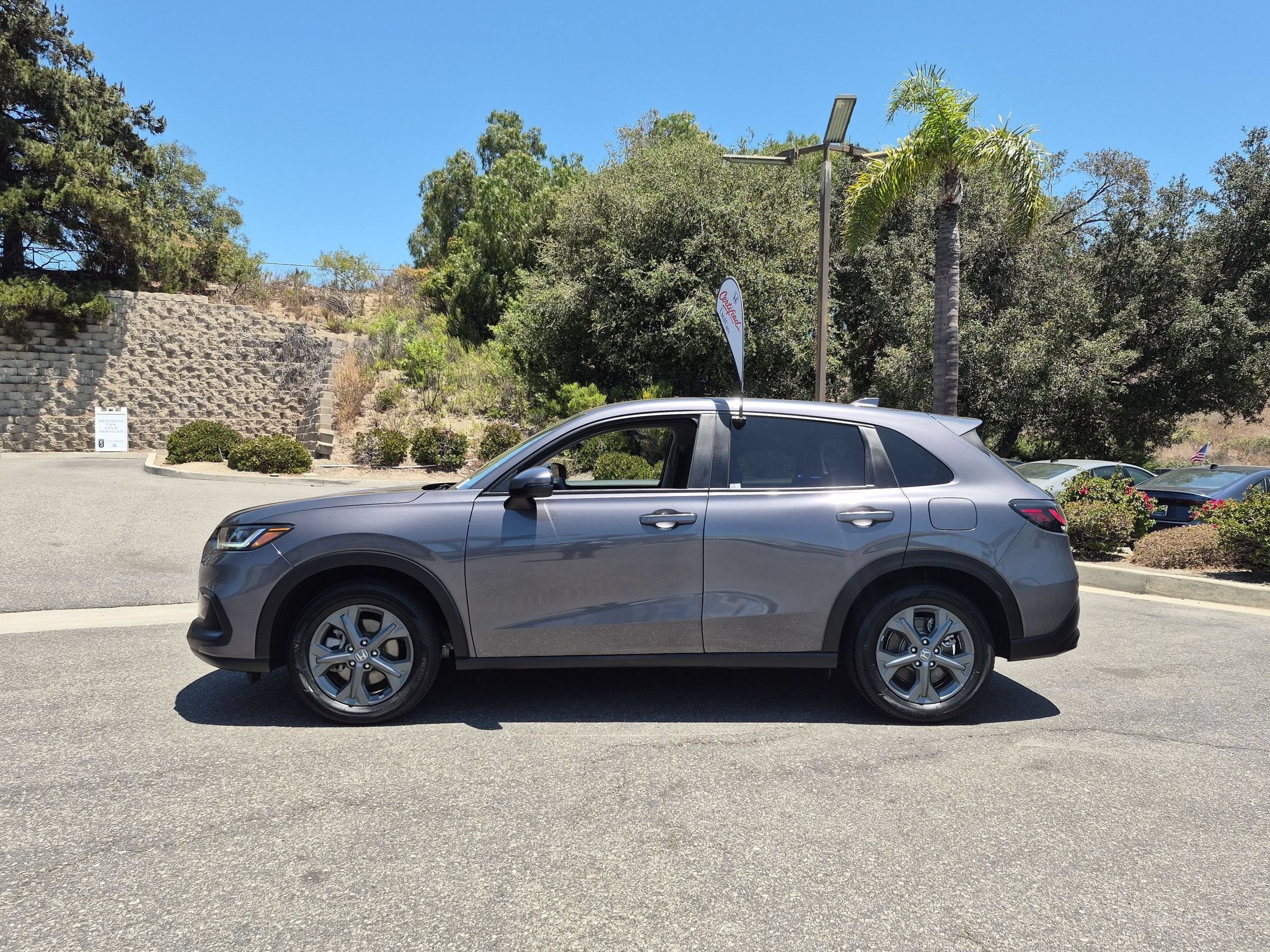 Used 2026  Honda LX image 2