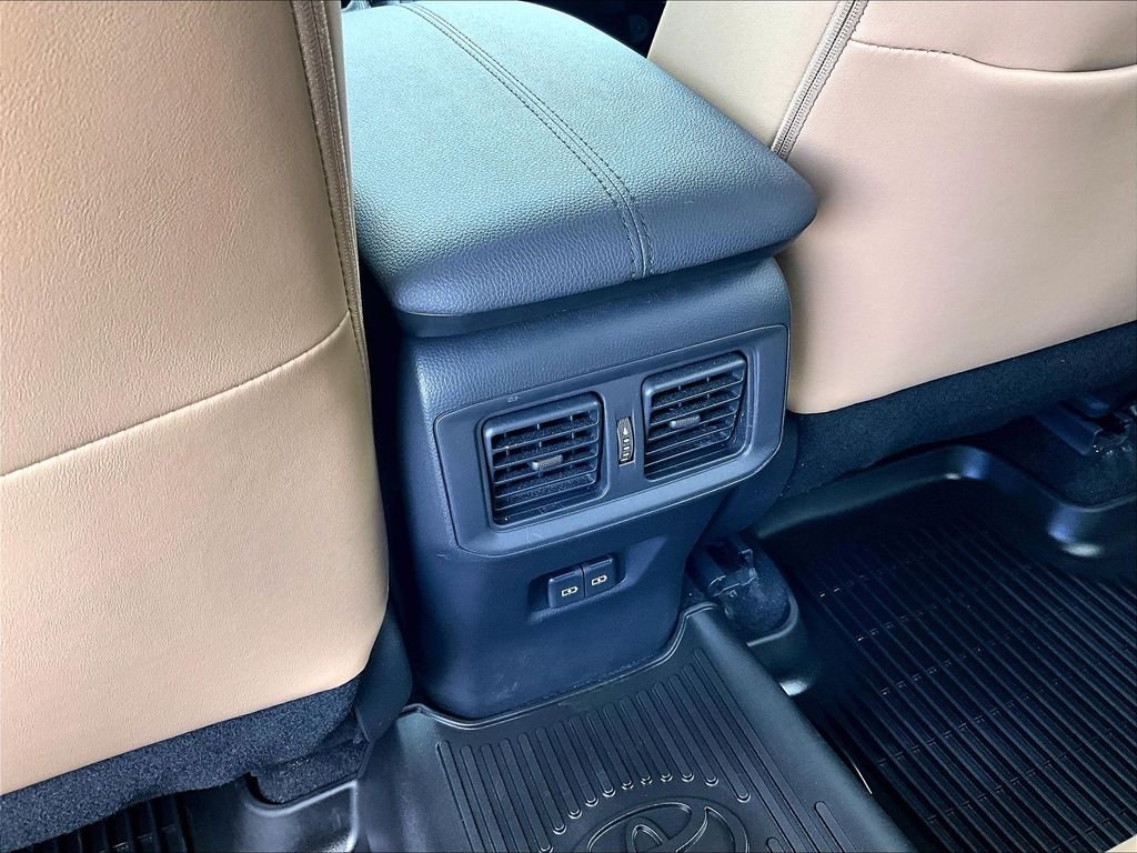 Used 2022 Black Toyota XLE Premium image 28