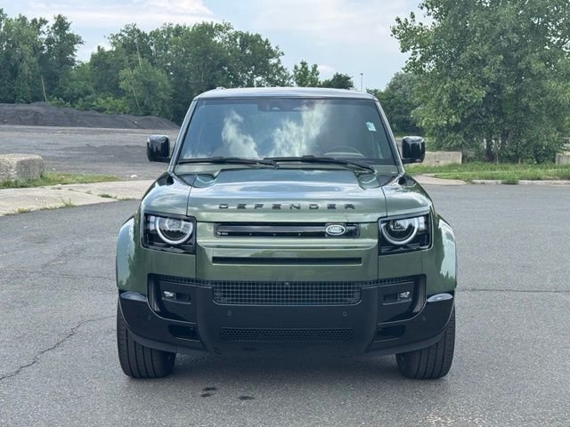New 2026 Woolstone Green Land Rover X-Dynamic SE image 8