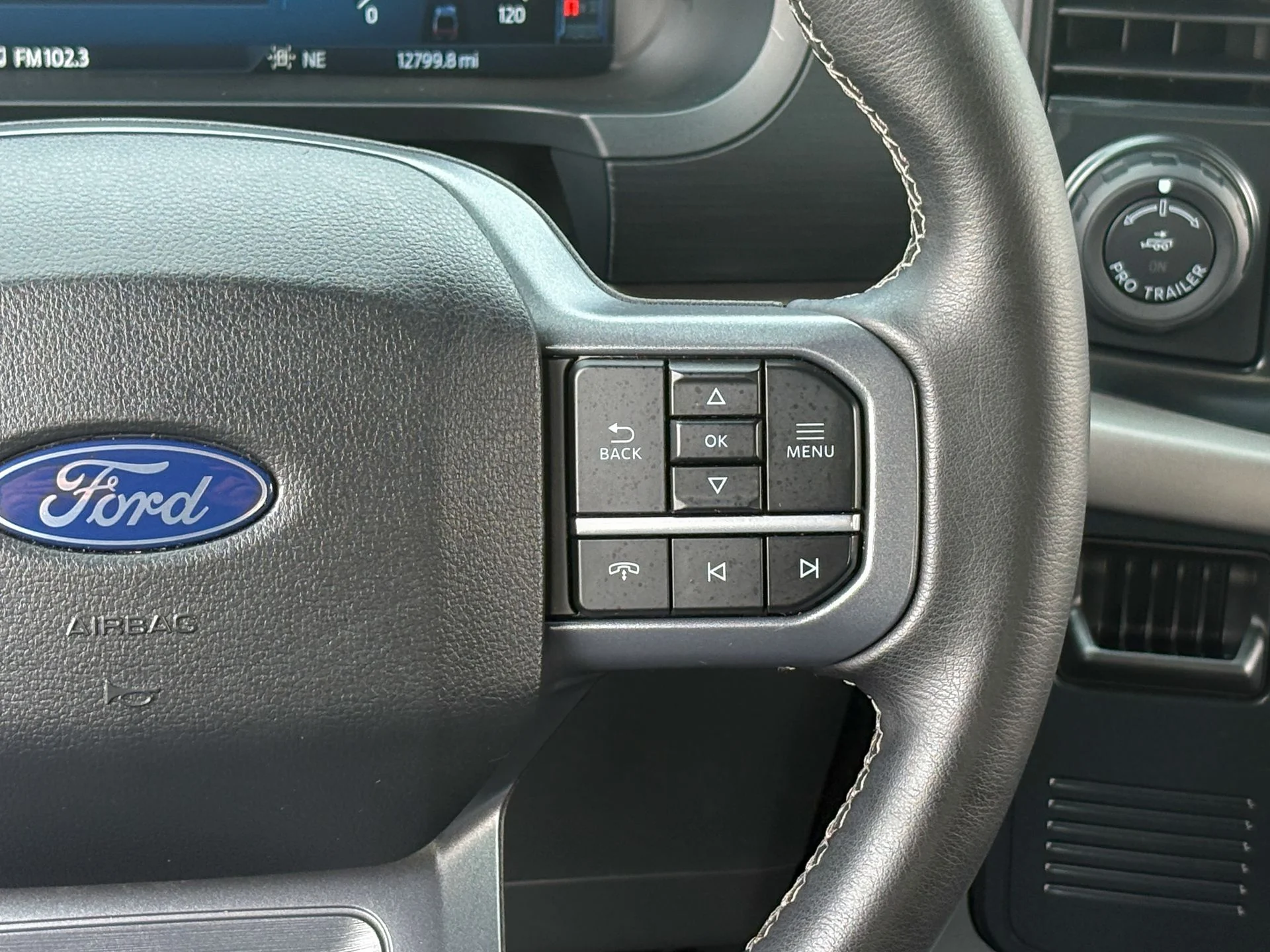 Used 2025 Red Ford XLT image 21