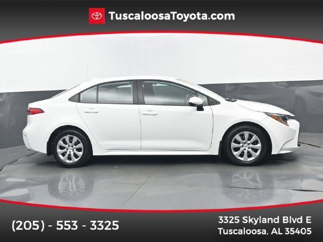 Used 2025 Ice Cap Toyota LE image 1