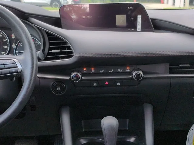Used 2025 White Mazda 2.5 S Base image 17