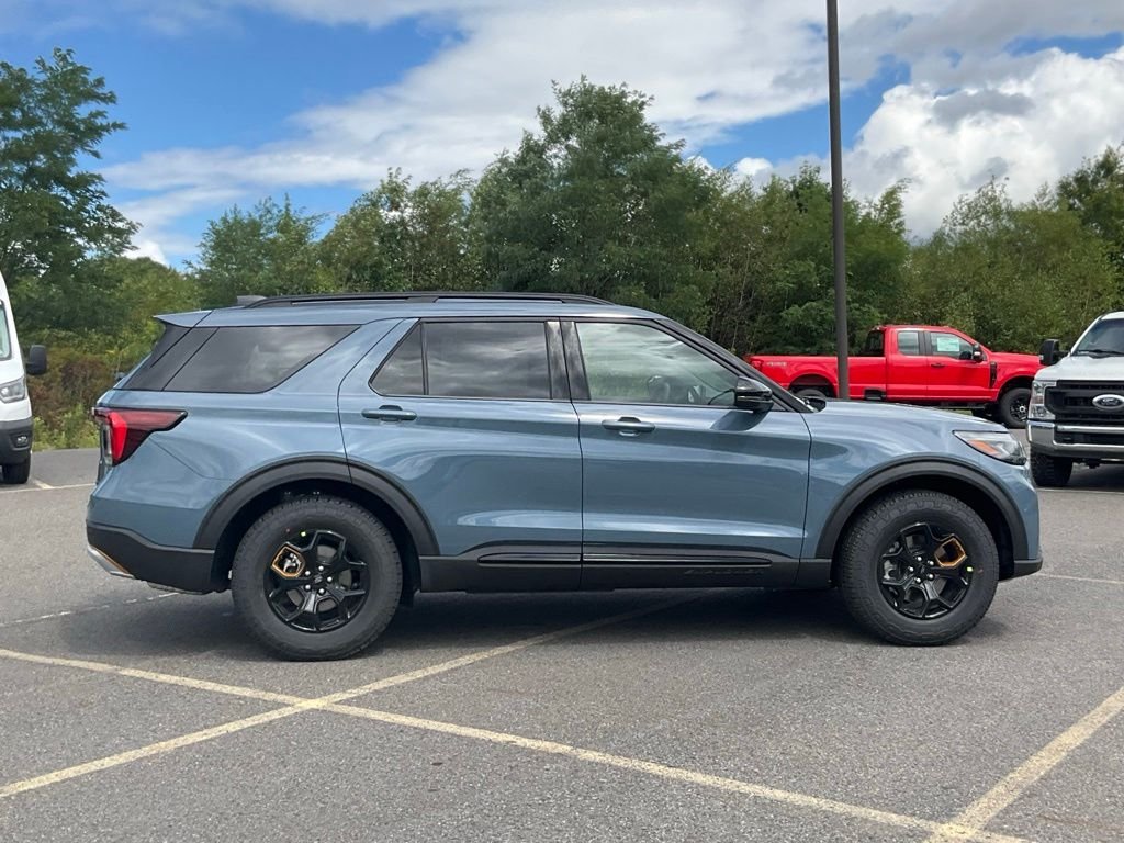 New 2026 Vapor Blue Metallic Ford Tremor® image 28