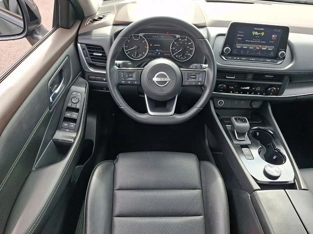 Used 2023 Black Nissan SV image 11