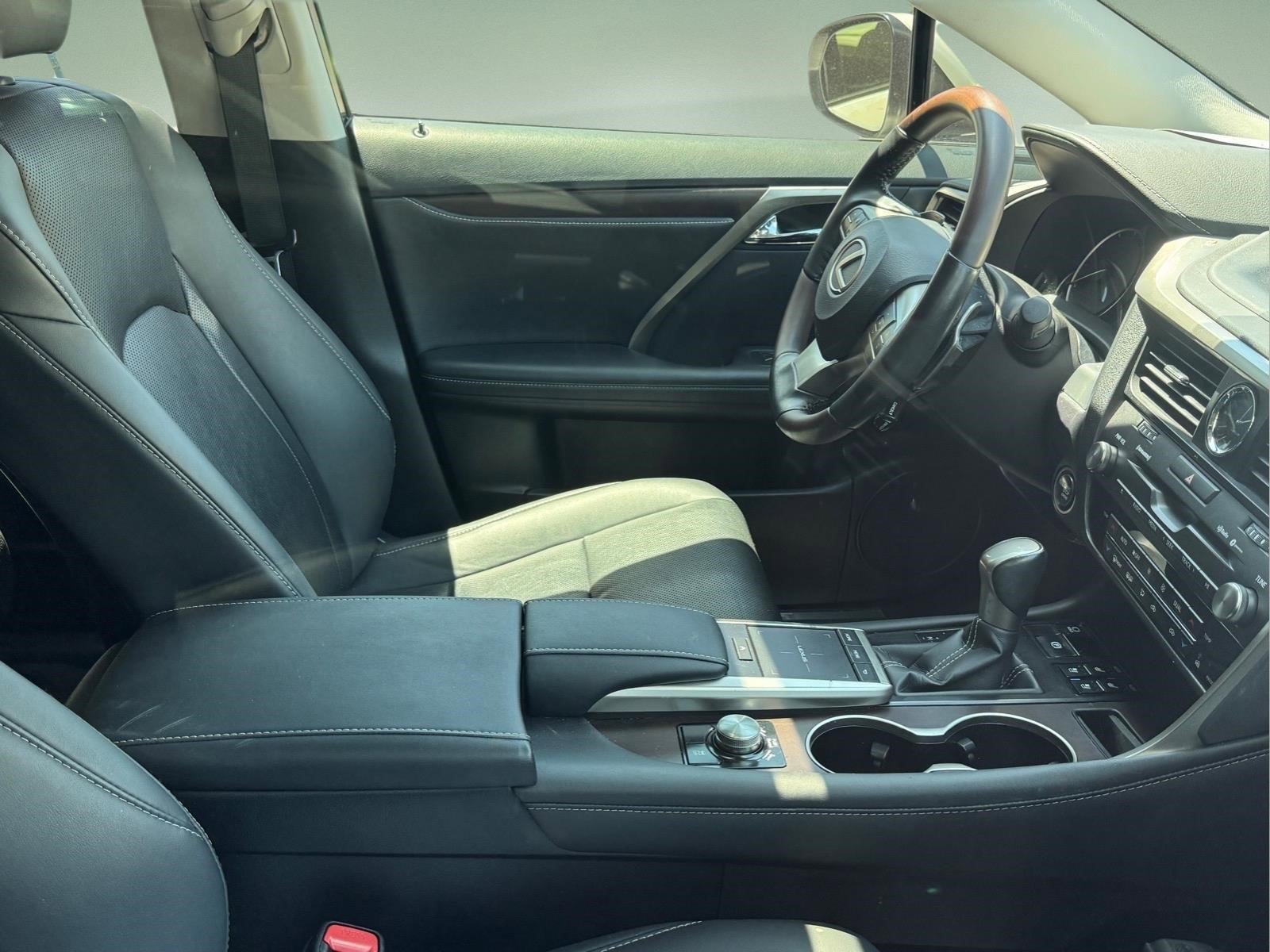 Used 2022 White Pearl Lexus RX 350 image 10