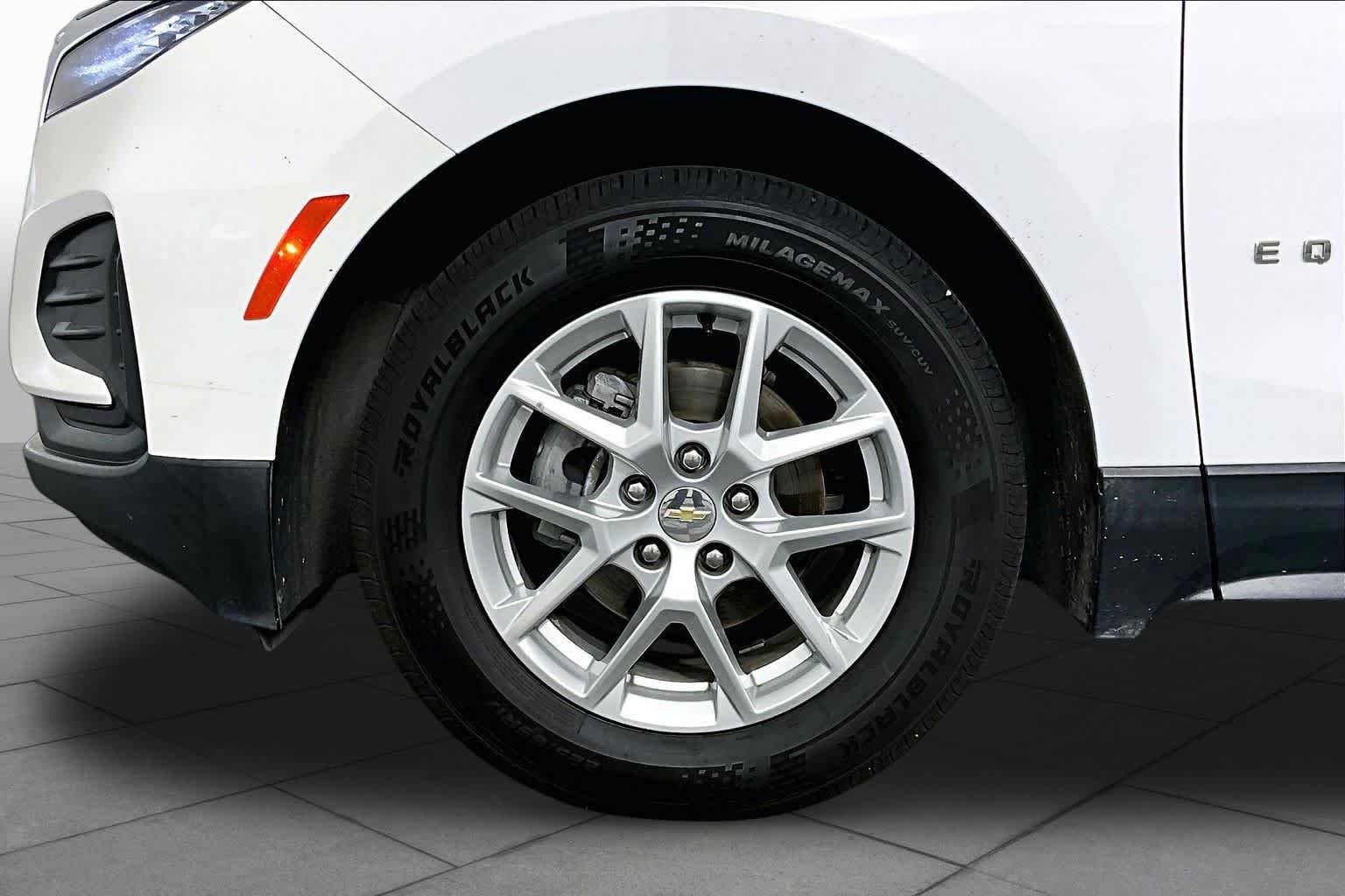 Used 2023 SUMMIT WHITE Chevrolet LS image 10