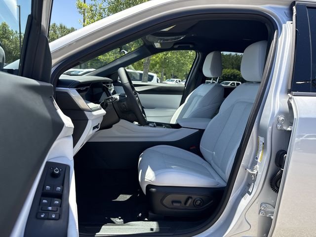 New 2026 Silver Jeep Laredo image 9