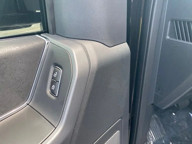 New 2026 Agate Black Metallic Ford XLT image 11
