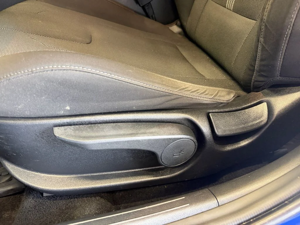 Used 2024 Blue Hyundai SE image 28