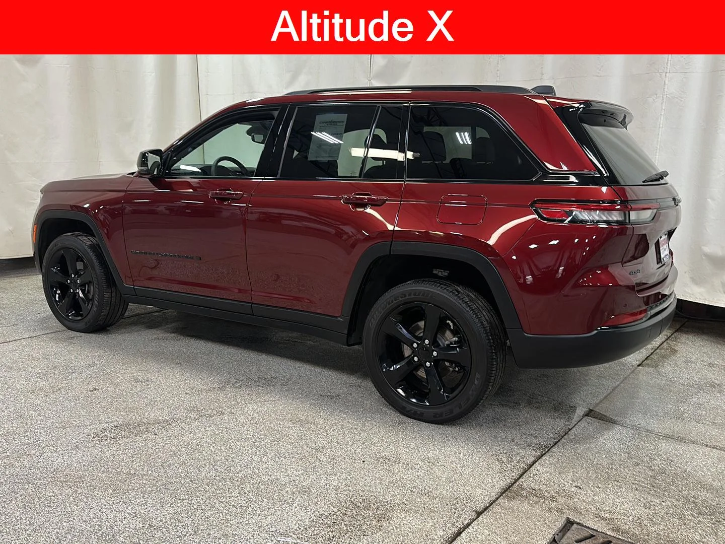 Used 2023 Jeep Grand Cherokee Altitude with VIN 1C4RJHAGXP8889867 for sale in Waconia, Minnesota