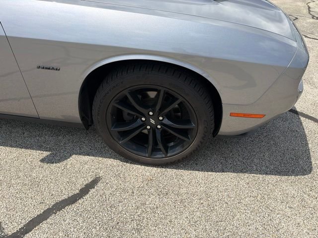 Used 2018 Billet Clearcoat Dodge R/T image 5
