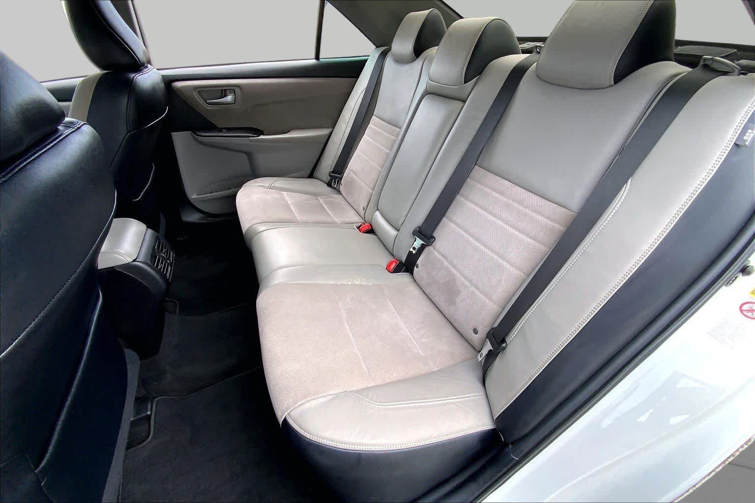 Used 2015 Super White Toyota XSE image 20