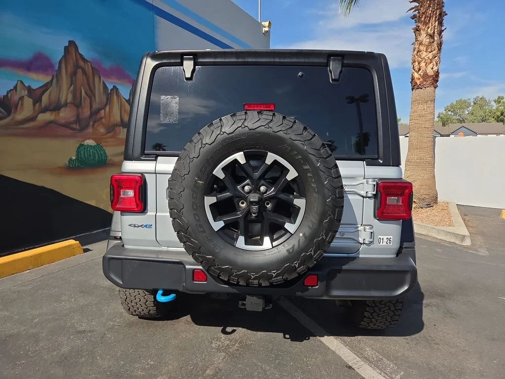 Used 2024 Silver Jeep Rubicon 4xe image 27