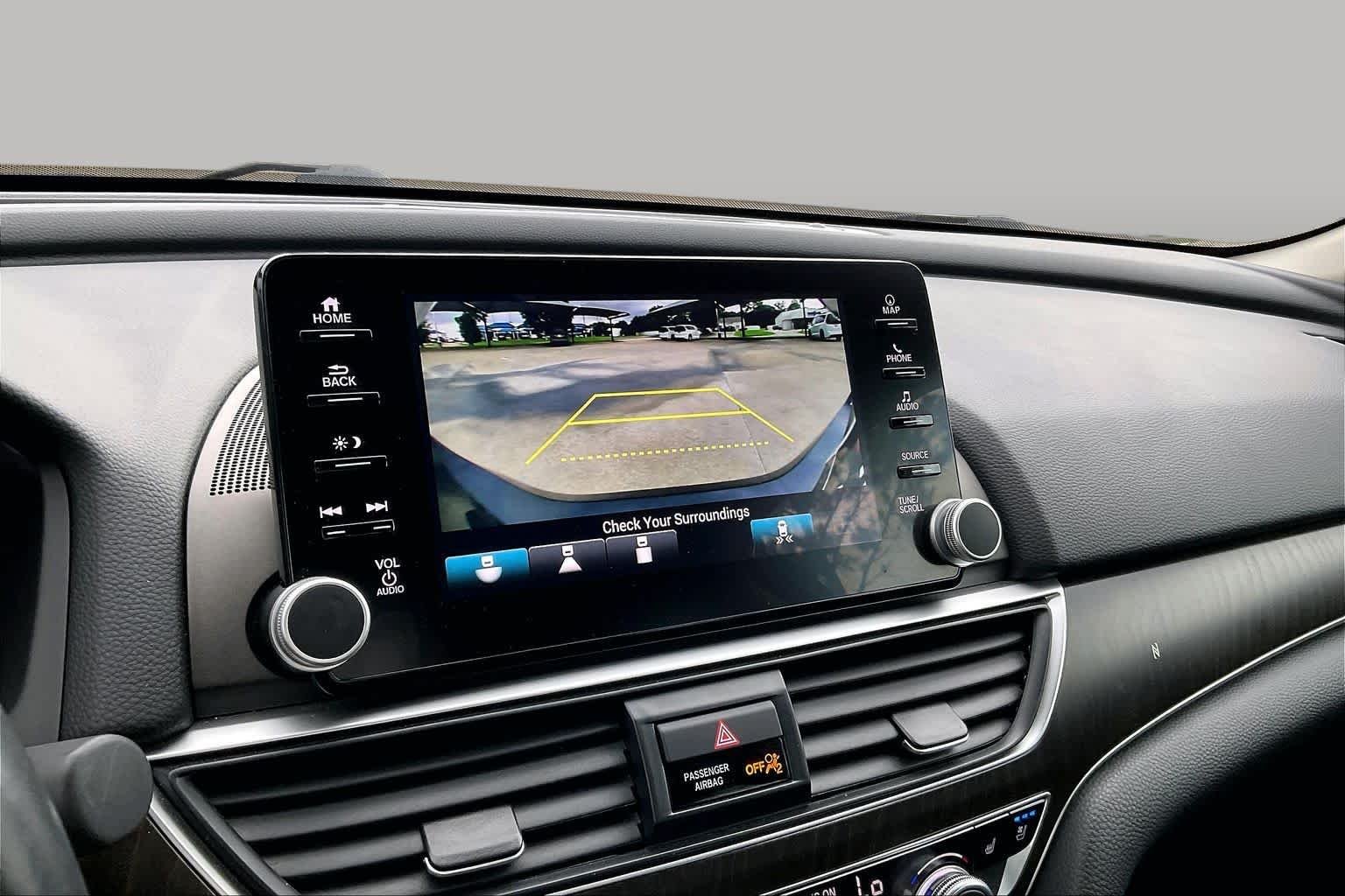 Used 2020 Crystal Black Pearl Honda Touring image 26