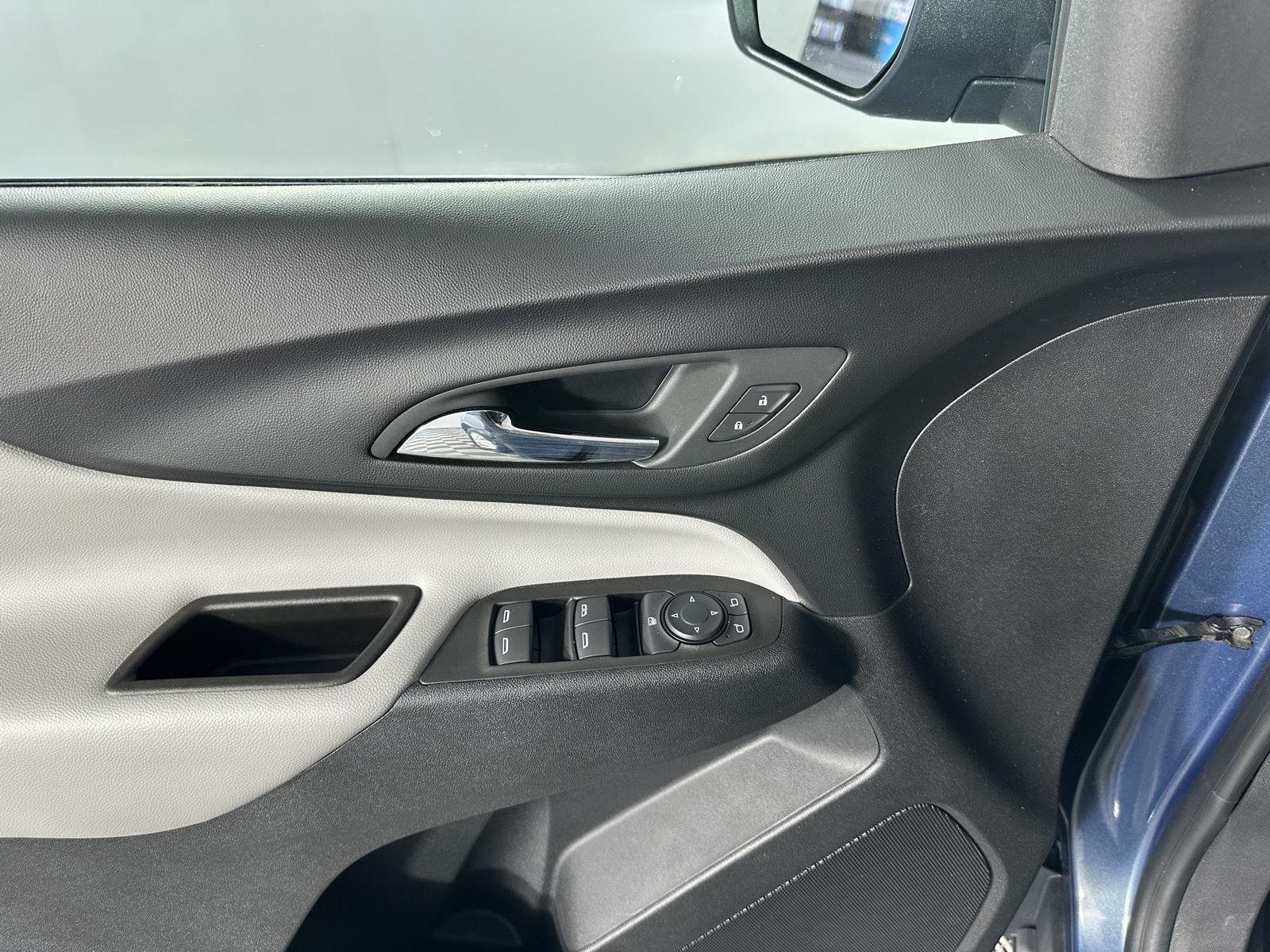 Used 2024 Lakeshore Blue Metallic Chevrolet  image 15
