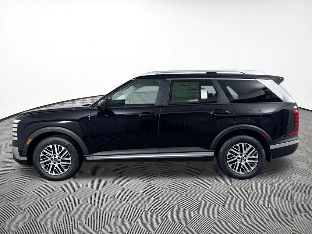 New 2026 Black Hyundai SEL Premium image 2