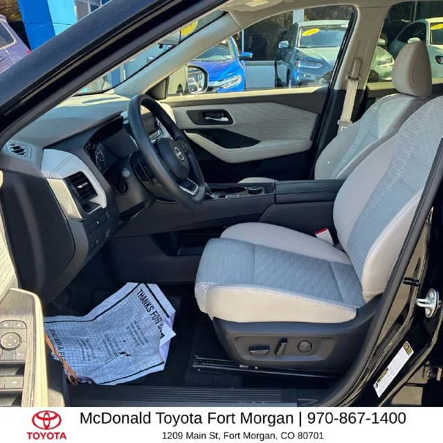 Used 2023 Black Nissan SV image 9