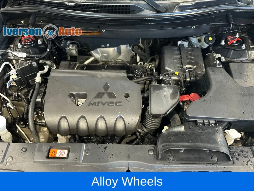 Used 2019 Black Mitsubishi ES image 11