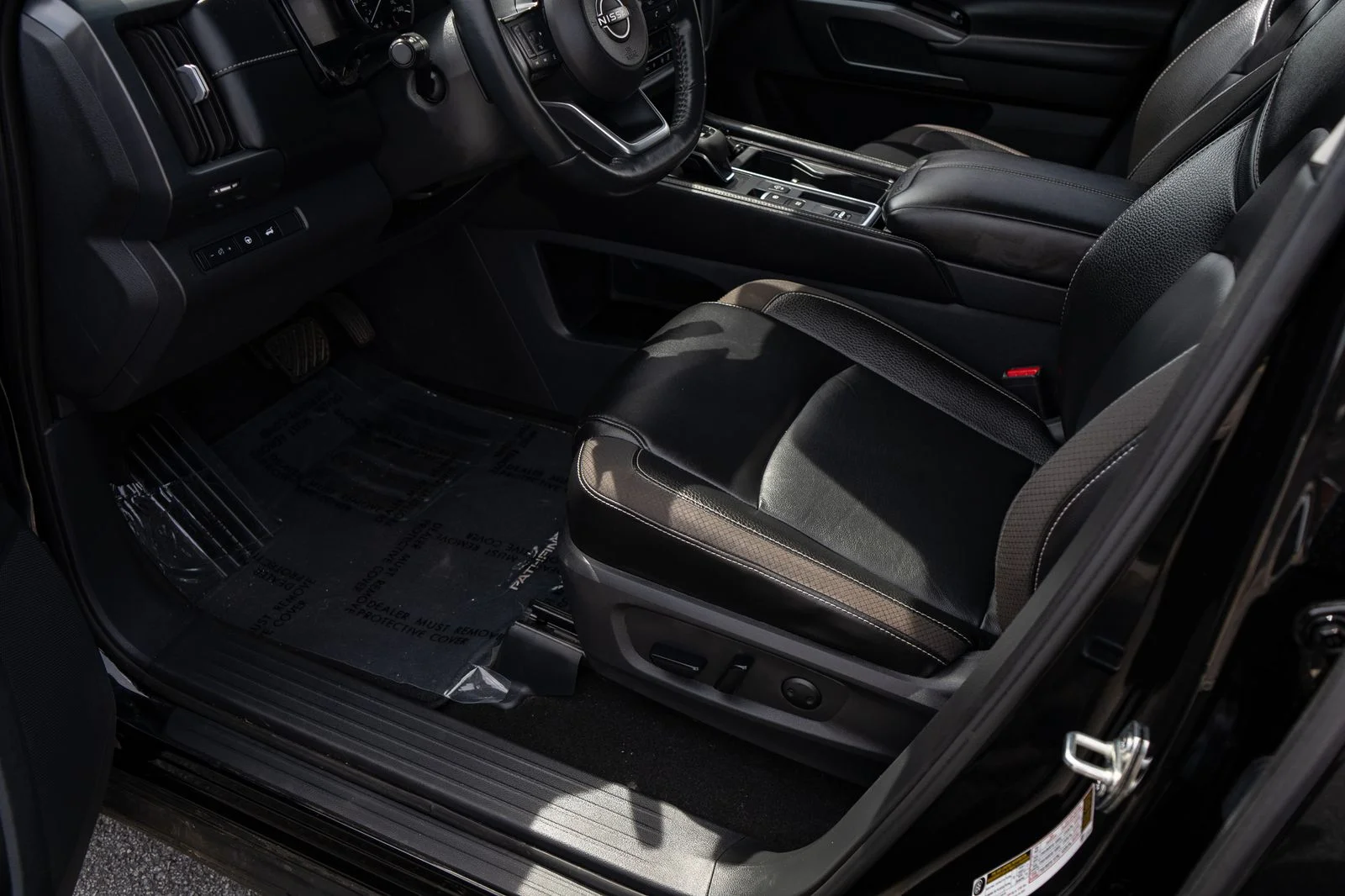 Used 2024 Black Nissan SL image 17