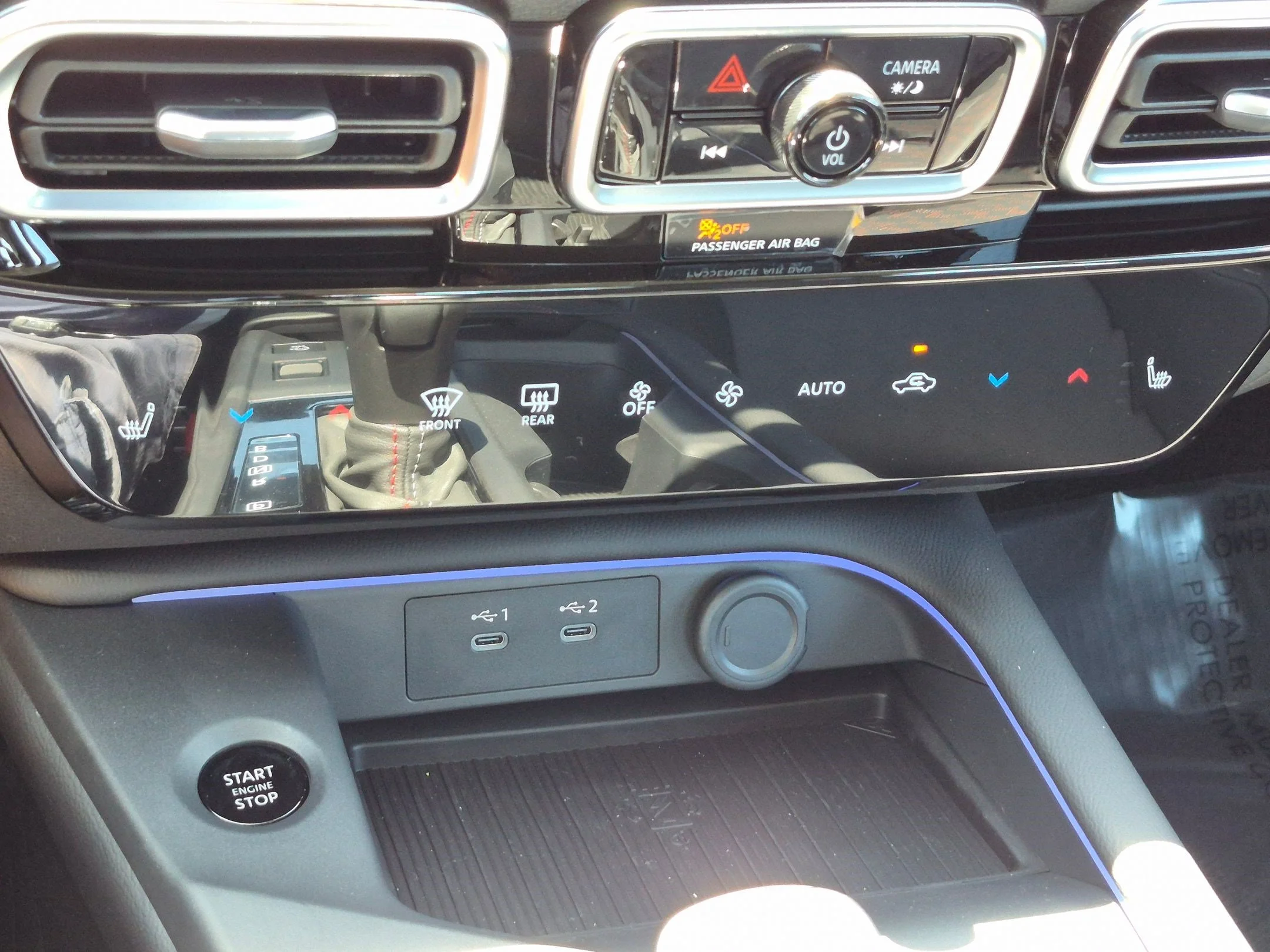 New 2026 Bluestone Pearl/Super Black Nissan SR image 15
