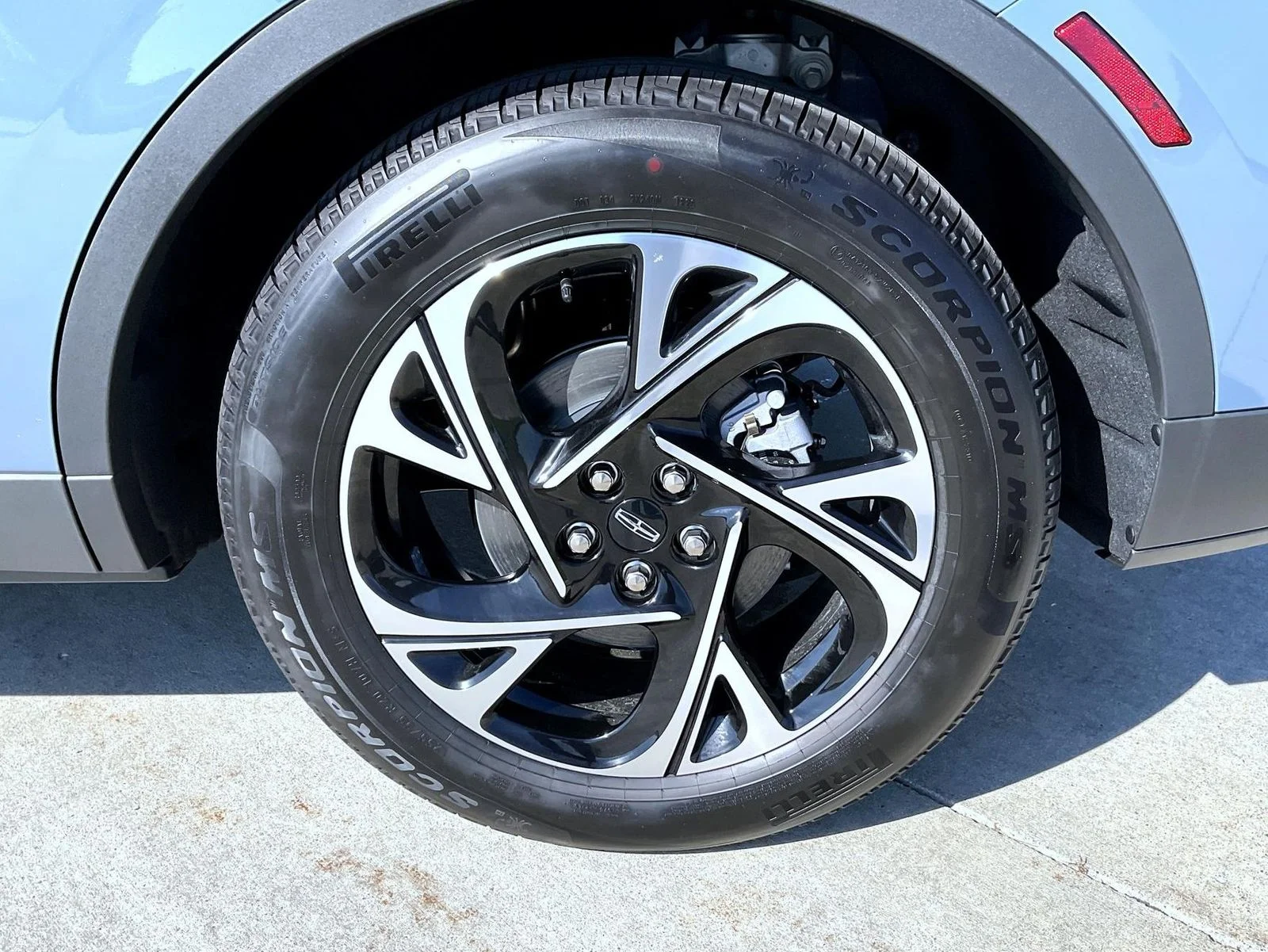 New 2026 Blue Lincoln Premiere image 22