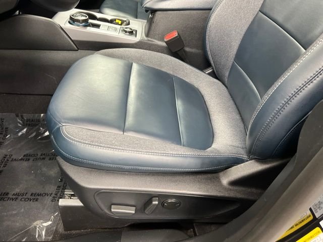 Used 2023 Blue Ford Outer Banks image 14