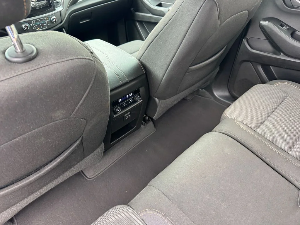 Used 2020 White Chevrolet LS image 16