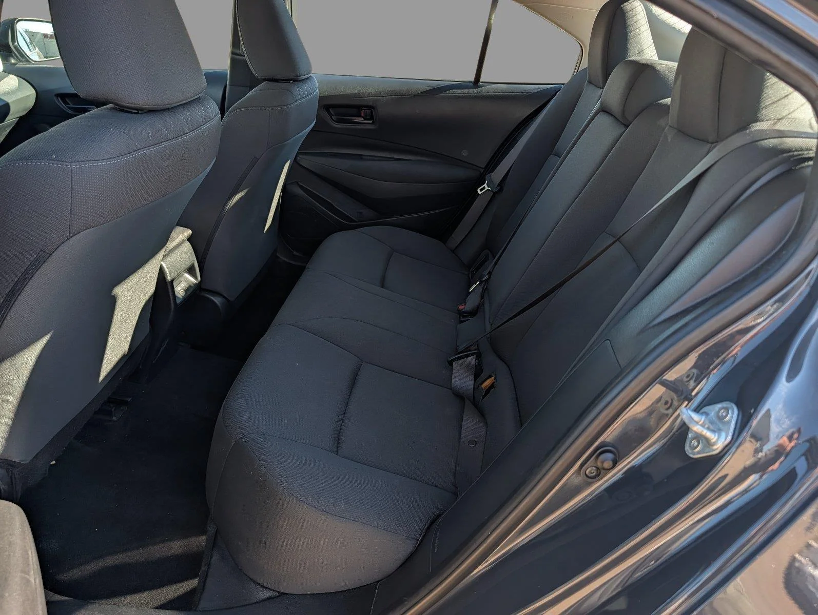 Used 2024 Underground Toyota LE image 28