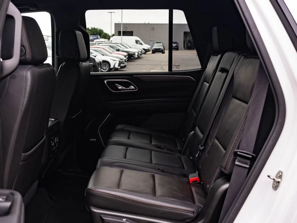 Used 2021 Summit White Chevrolet High Country image 44