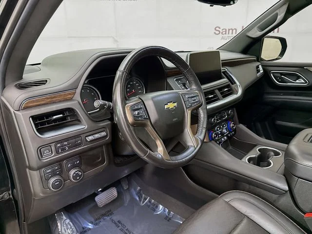 Used 2021 Black Chevrolet High Country image 9