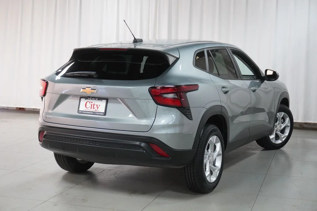 Used 2025 Sterling Gray Metallic Chevrolet LS image 21
